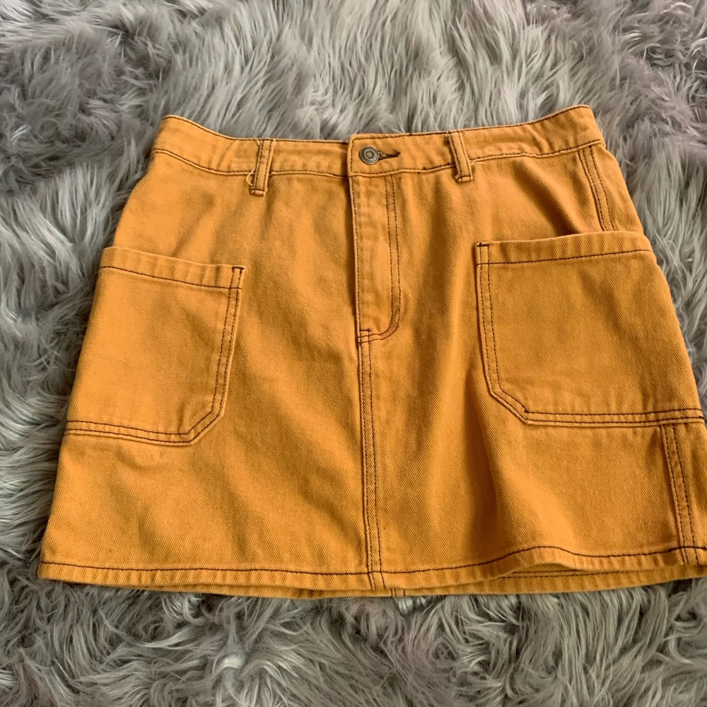 Mustard utility skirt